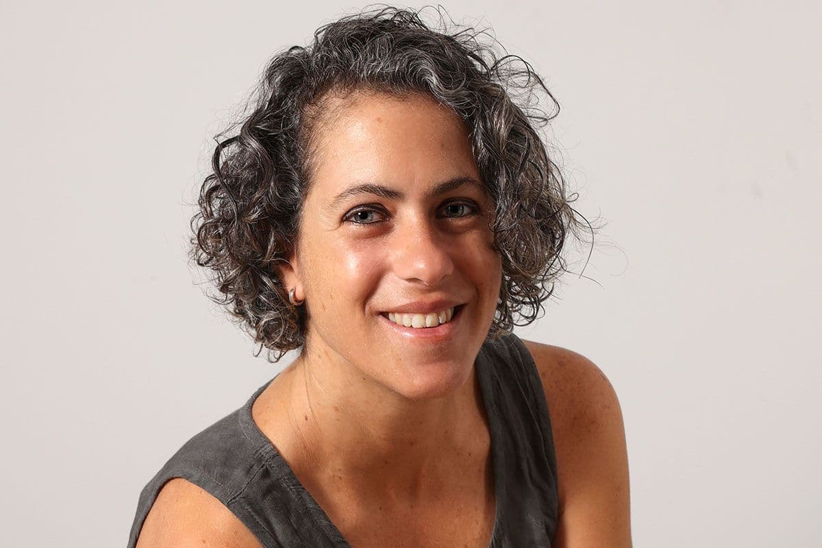 Retrato de Katya Adaui, docente del taller